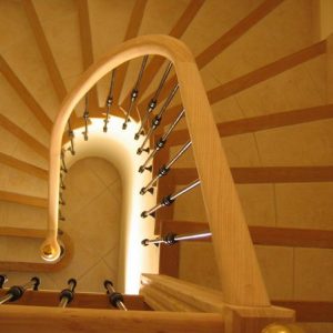 04-08 Rampe débillardé et fer forgé sur escalier maçoné