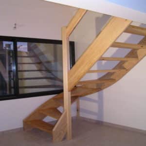 05-05 Escalier un quart tournant rampe en verre