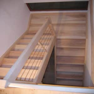 06-01 Escalier deux quart tournant avec palier