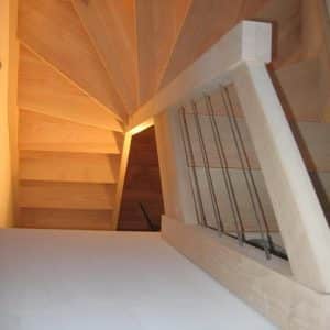 06-02 Escalier 2/4 tournant rampe sur rampe