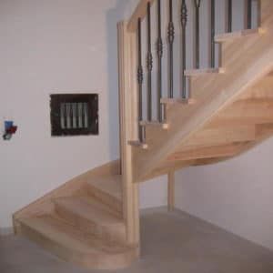 07-01 Escalier 2/4 tournant avec crémaillère