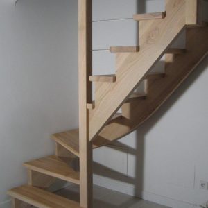 08-07 Escalier 1/4 tournant sur crémaillère