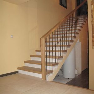 11-20 Habillage escalier béton et rampe en fer forgé