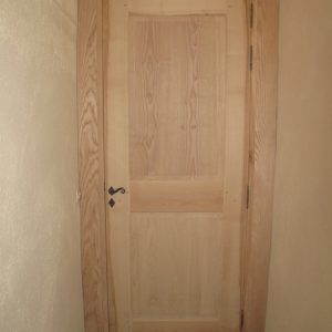 10-04 Porte d&rsquo;intérieur en frêne