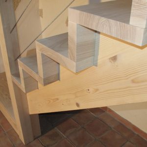 09-12 Escalier en bois contemporain 1/4 tournant garde corps en câble inox